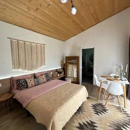 Roksa 2 Lodge