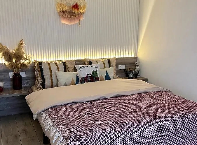 Lodge Roksa 2 *